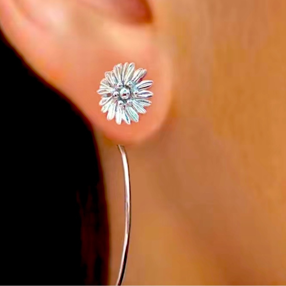 Fashion jewelry Women's Chrysanthemum Cute Small Flower